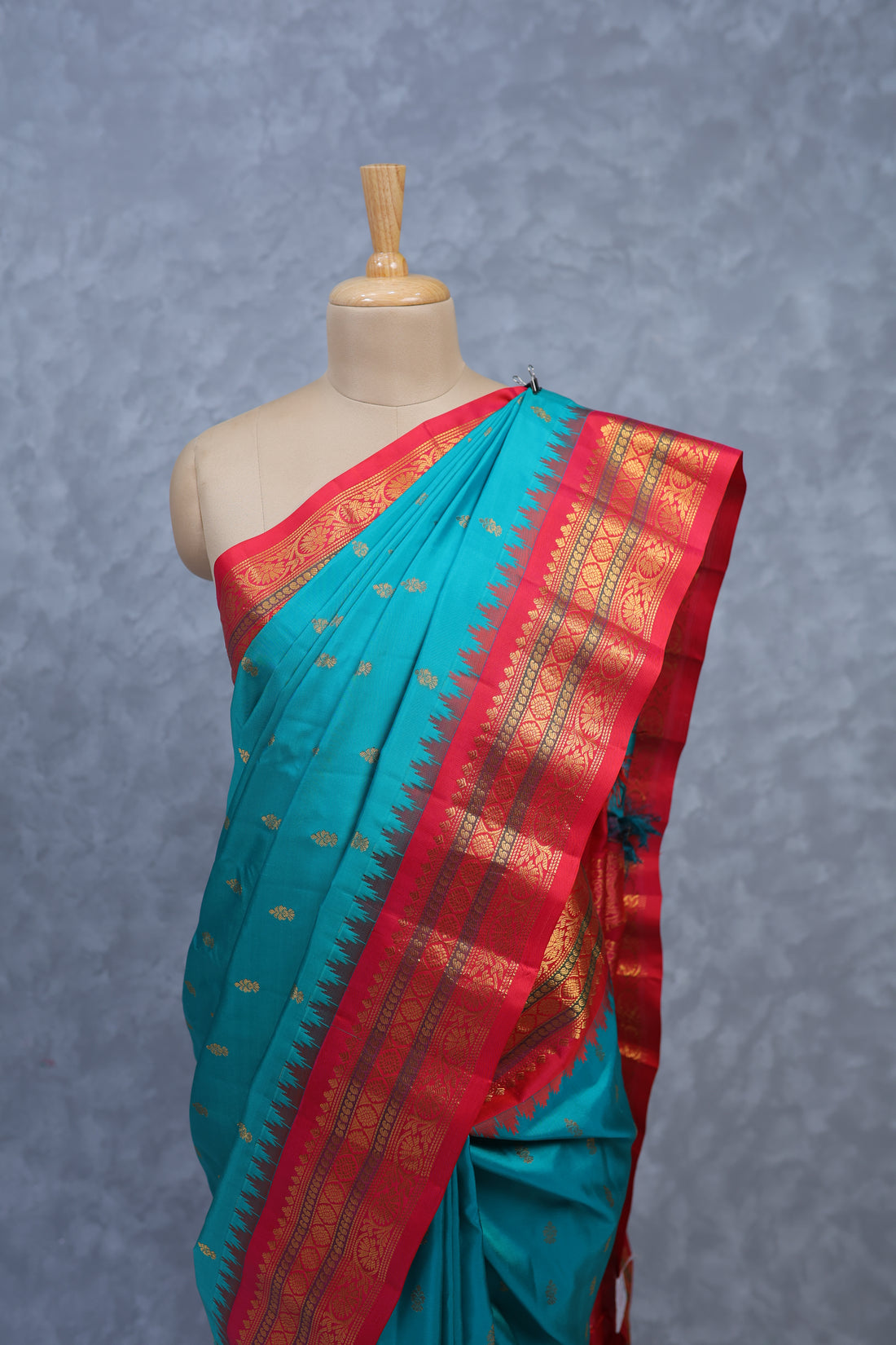 503618 - Image 1