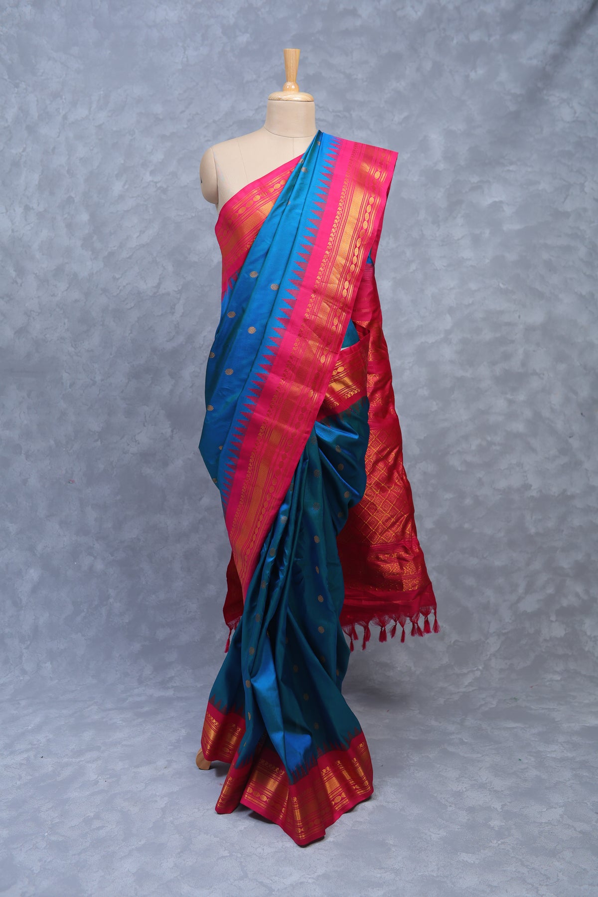 503633 - Image 1