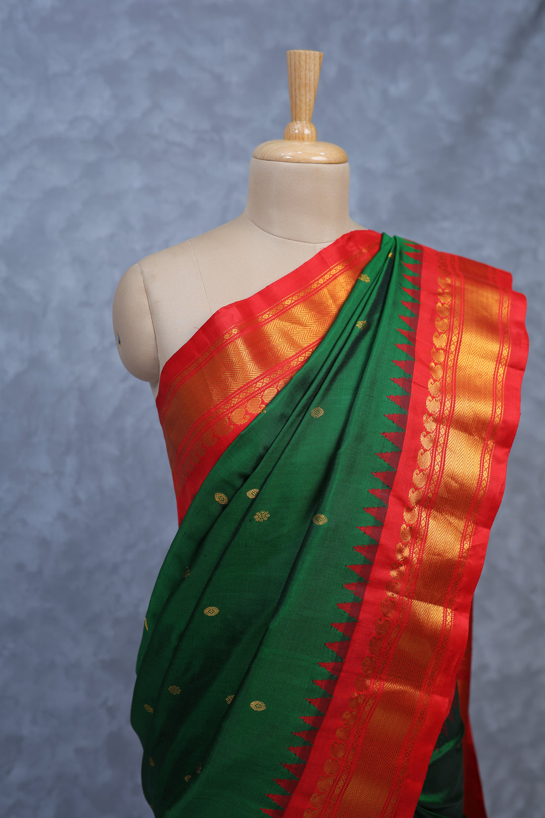 503640 - Image 1