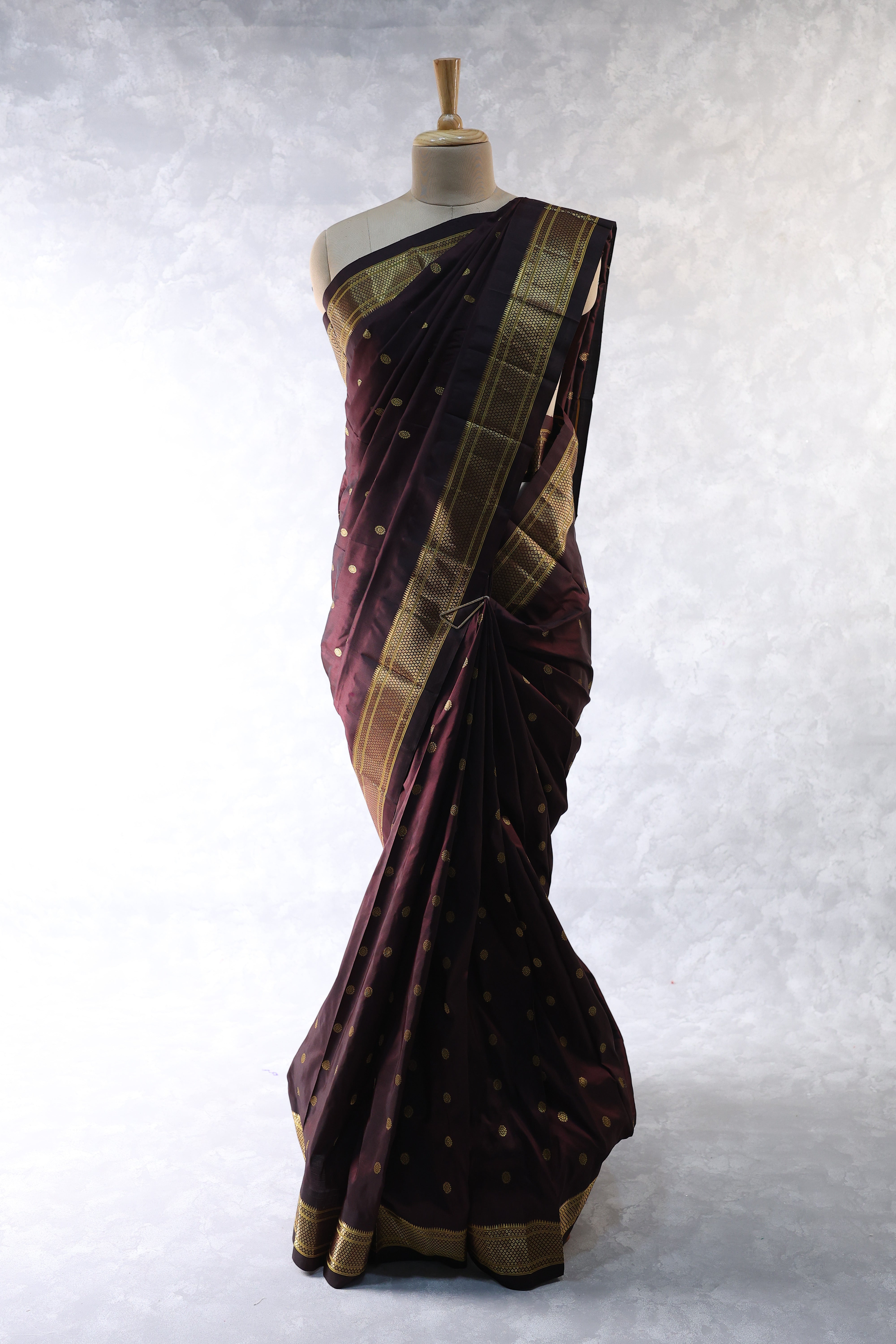 508631 - Image 1