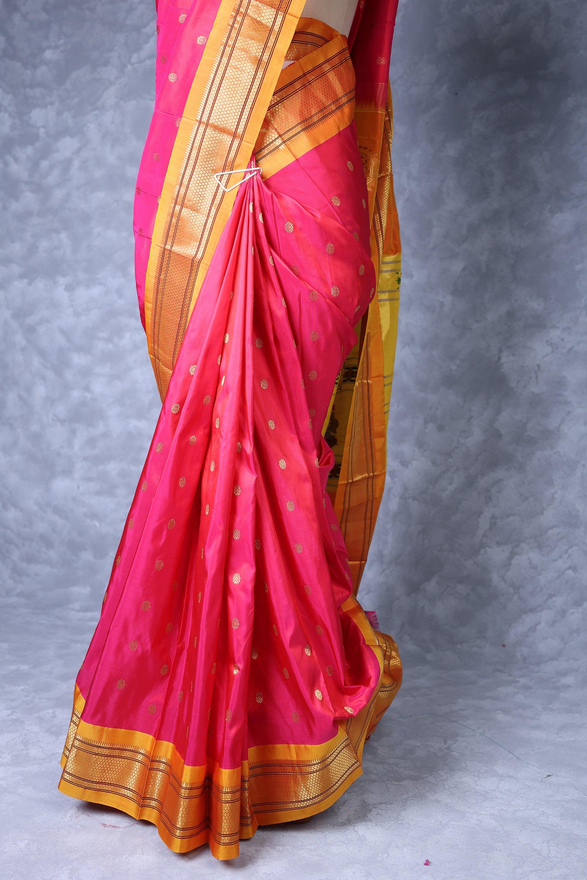 505303 - Image 4