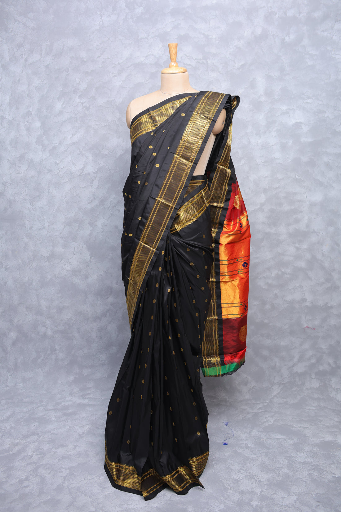501491 - Image 1