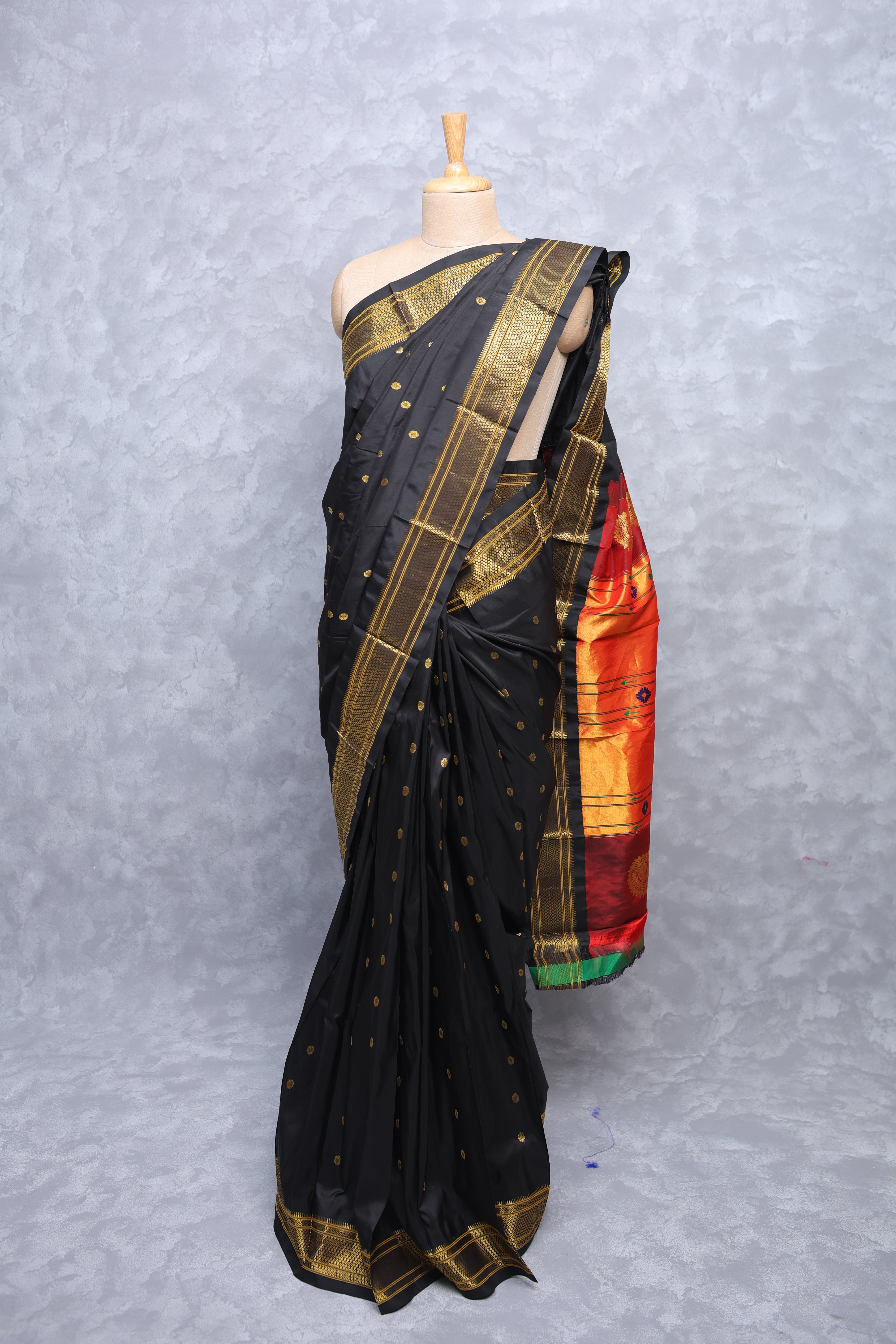501491 - Image 1