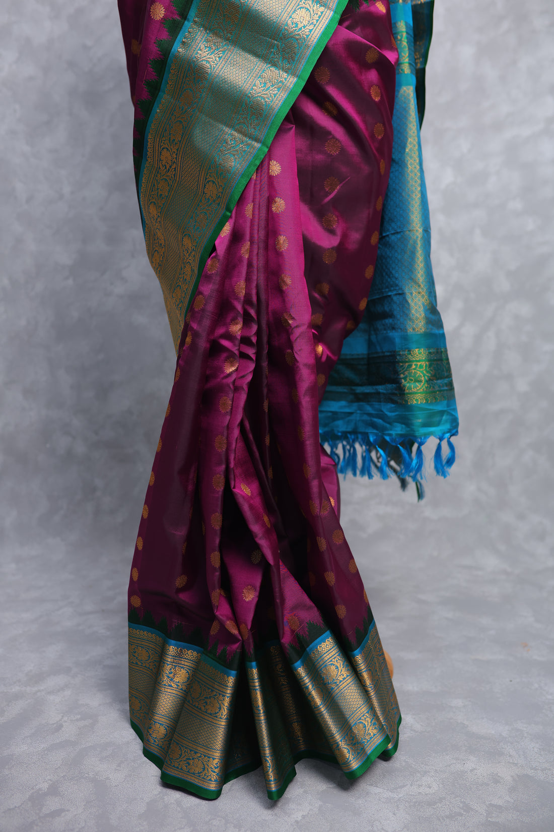 503604 - Image 1