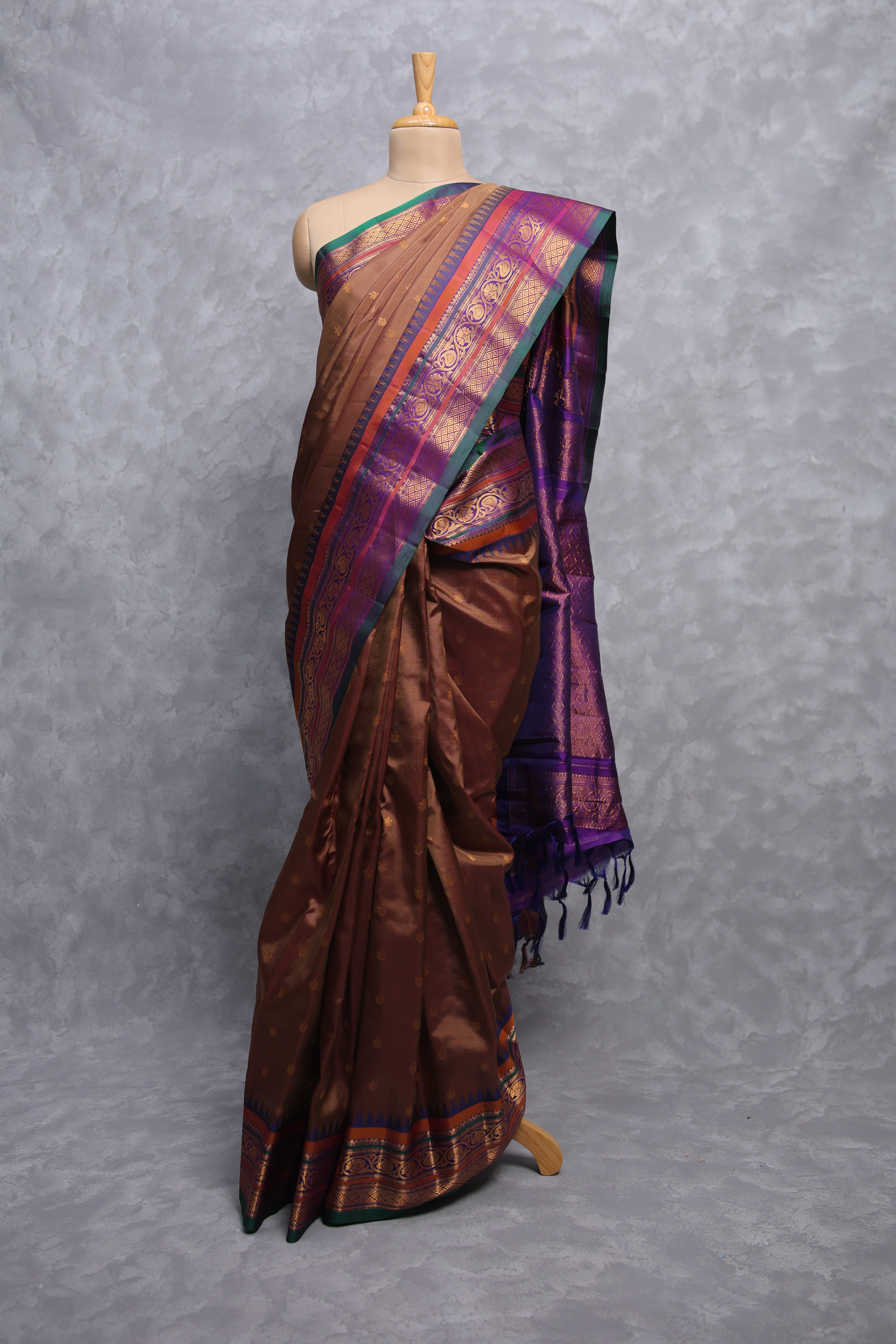 503622 - Image 1