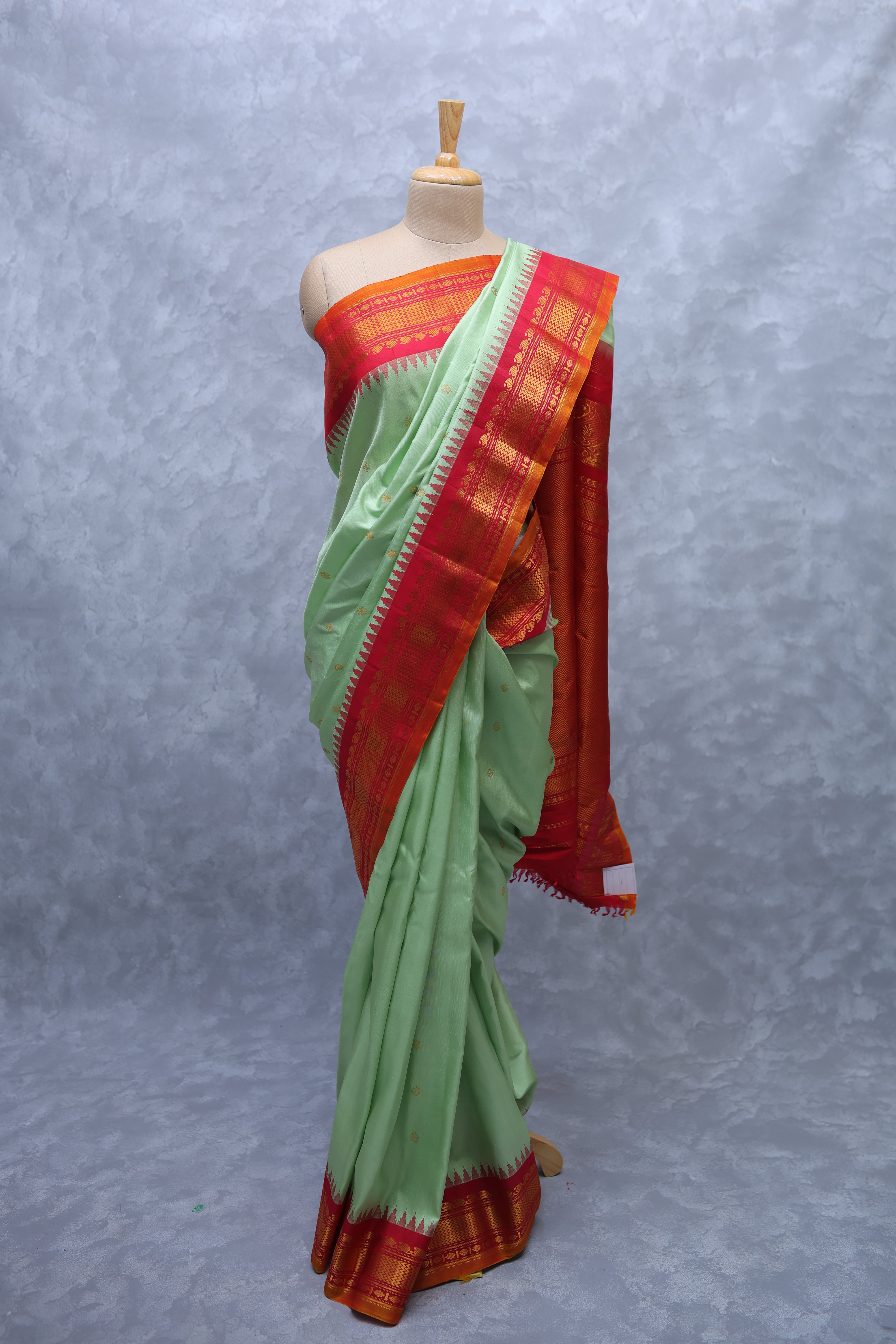 503631 - Image 1